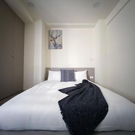 Sleeping Quilt Hotel Taichung Buitenkant foto