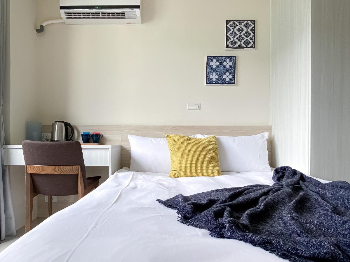 Sleeping Quilt Hotel Taichung Buitenkant foto