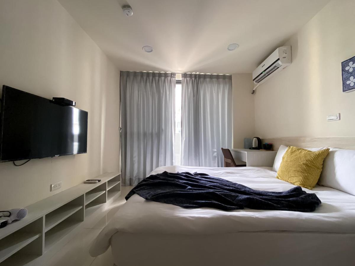 Sleeping Quilt Hotel Taichung Buitenkant foto