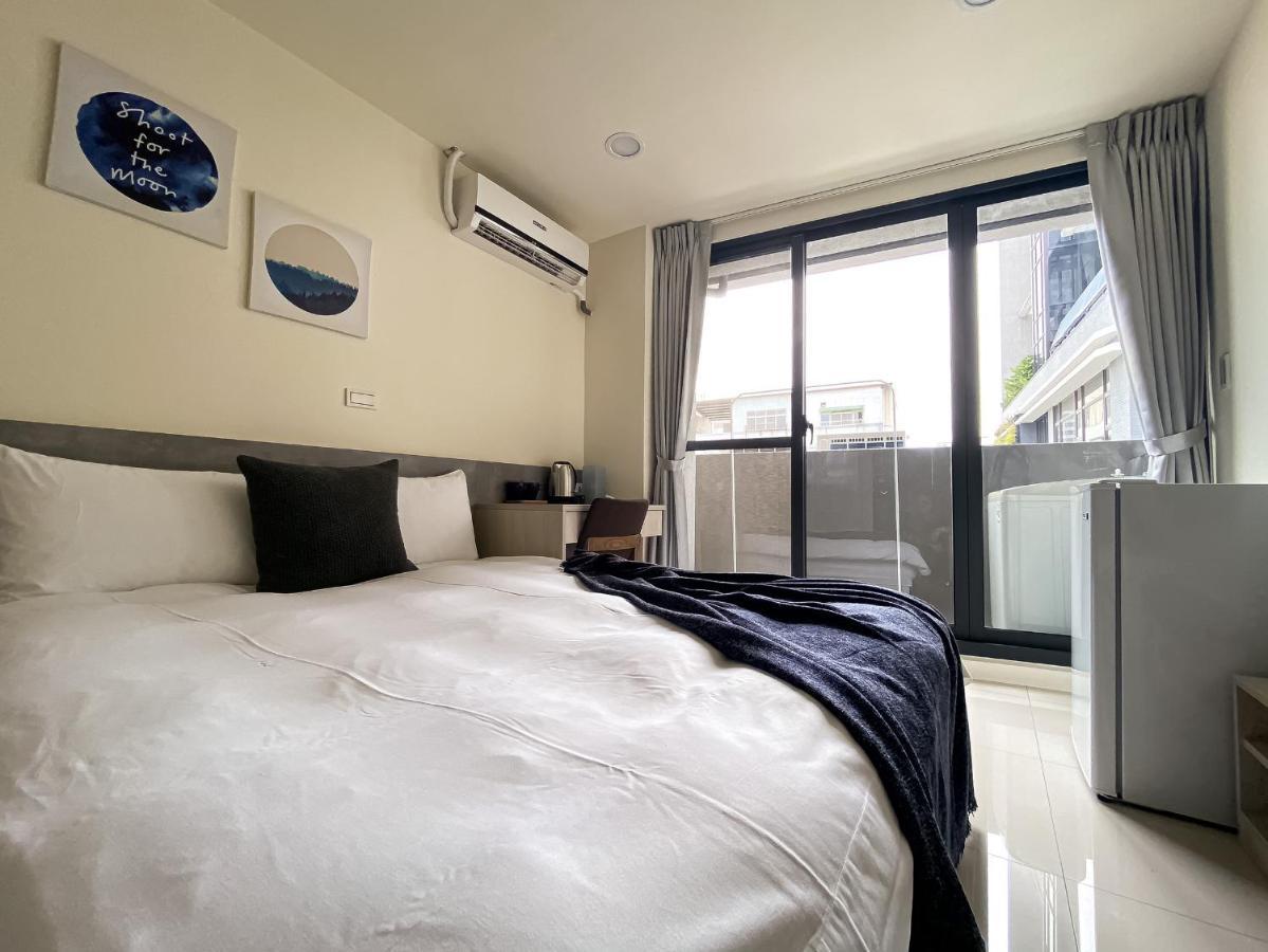 Sleeping Quilt Hotel Taichung Buitenkant foto