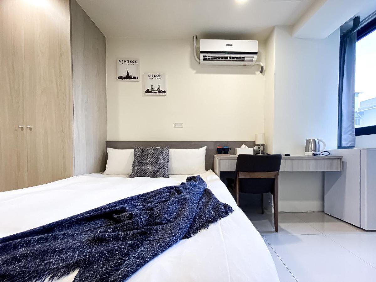 Sleeping Quilt Hotel Taichung Buitenkant foto
