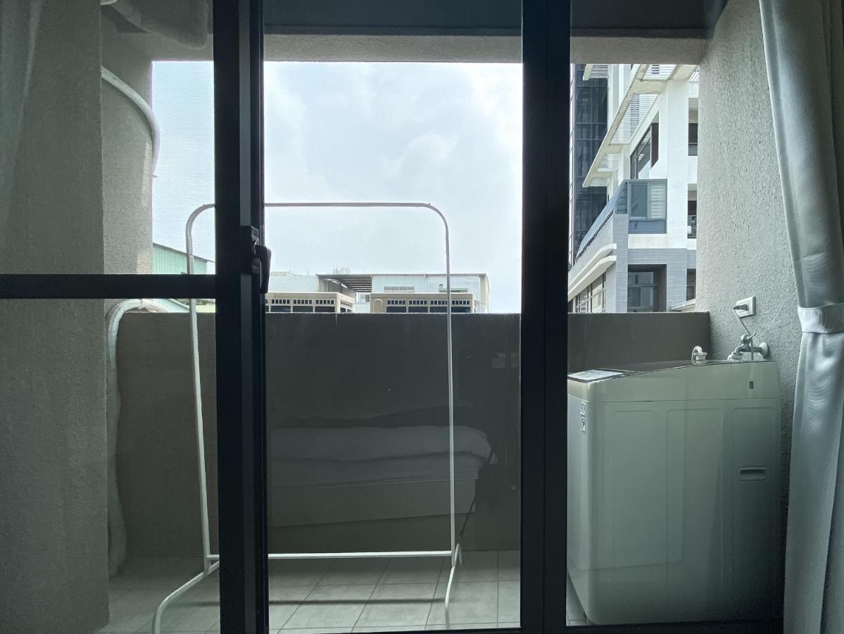 Sleeping Quilt Hotel Taichung Buitenkant foto