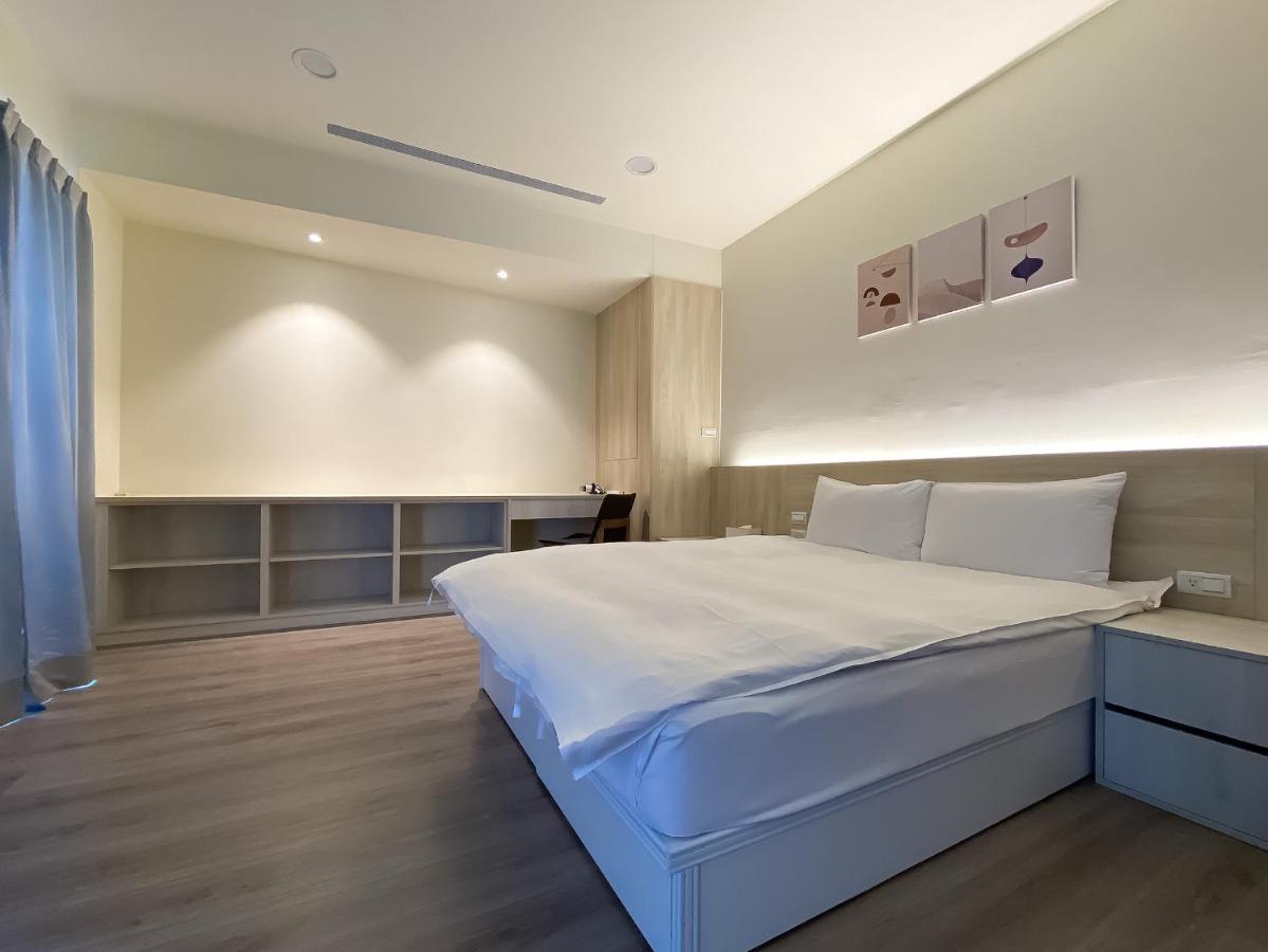 Sleeping Quilt Hotel Taichung Buitenkant foto