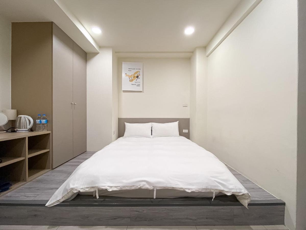 Sleeping Quilt Hotel Taichung Buitenkant foto